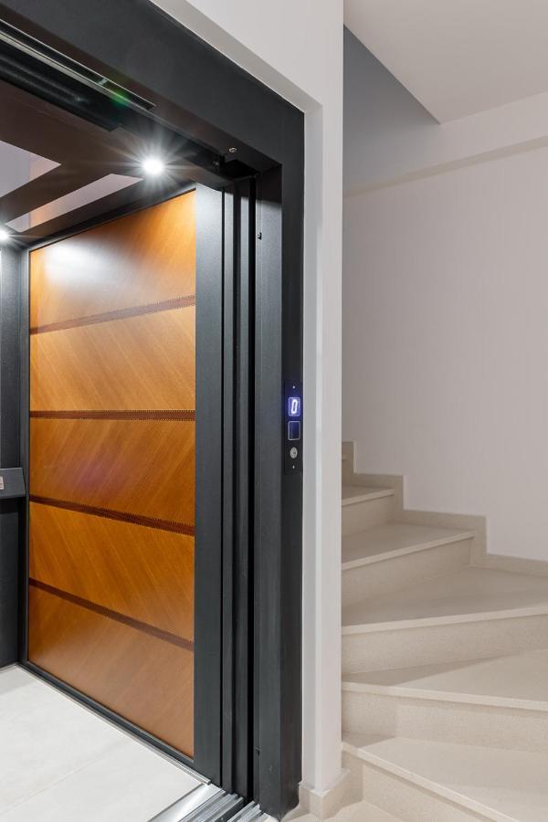 Petrou Suites Ioannina Ngoại thất bức ảnh