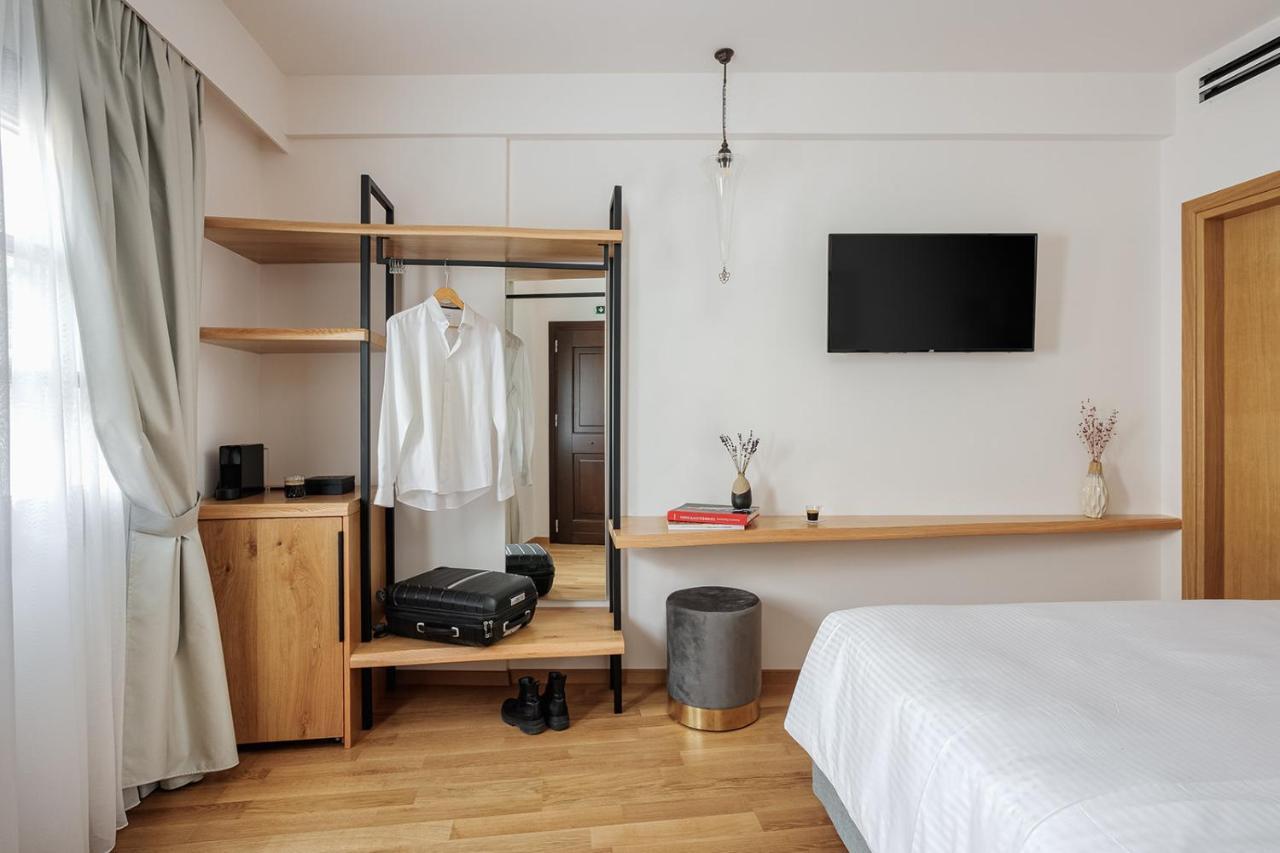 Petrou Suites Ioannina Ngoại thất bức ảnh