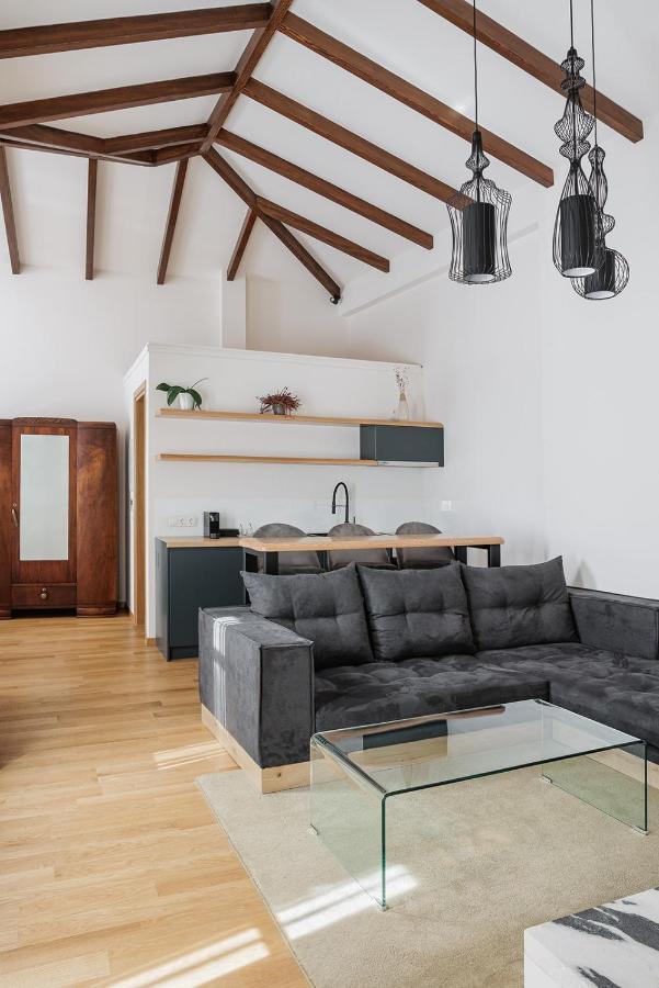 Petrou Suites Ioannina Ngoại thất bức ảnh