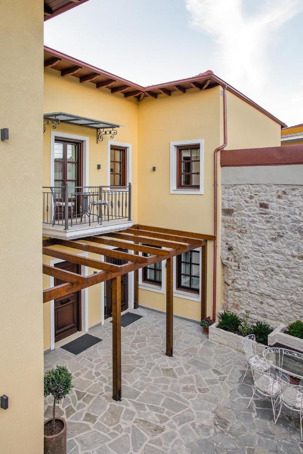 Petrou Suites Ioannina Ngoại thất bức ảnh